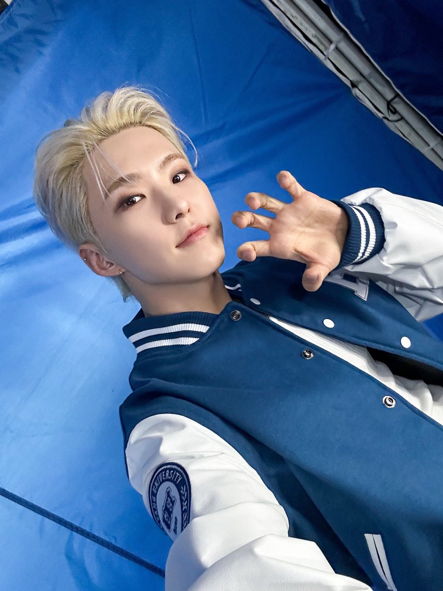 [17'S] #한양대학교에리카

다시 돌아온 부석순과 함께
모두 다 텐션 Up📣

#수요일도_파이팅_해야지
#부석순은_거침없이_달려가지🏃