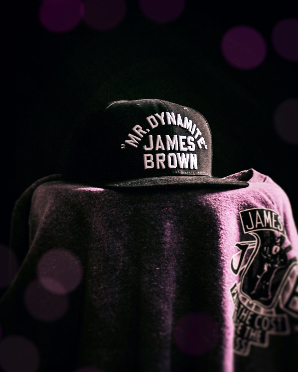 rootsoffight's tweet photo. š§Ø Get Up For Mr. Dynamite!
The most electric name in music, and the peerlessĀ Godfather of Soul. James Brown!
We have a new snapback hat, becauseĀ sometimes you gotta let āem know!
#RootsofFight #KnowYourRoots
https://t.co/MAk0boDlCf https://t.co/cpdypgSKm9