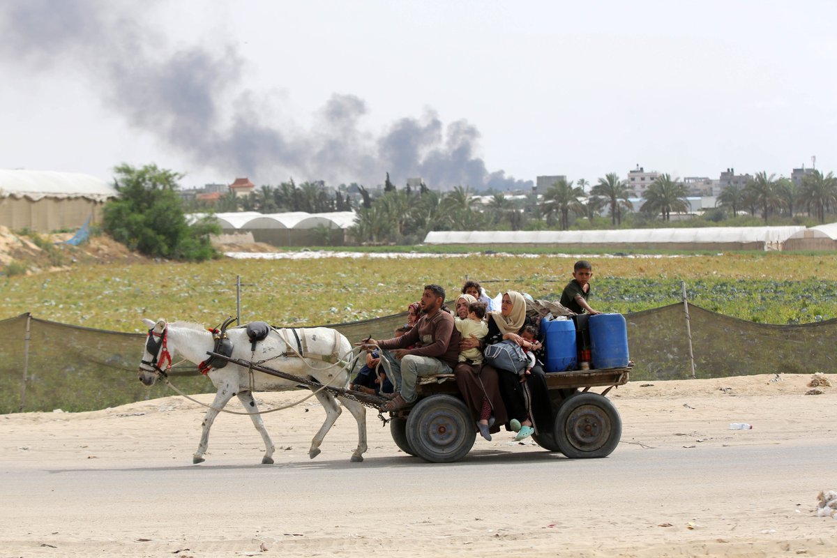 More families flee #Rafah after intensification of military operations. People in #Gaza are exhausted. Brutal violence impacts every aspect of their lives, the situation is utterly desperate. It's been repeatedly proven that no matter where families shelter, they are not safe.
