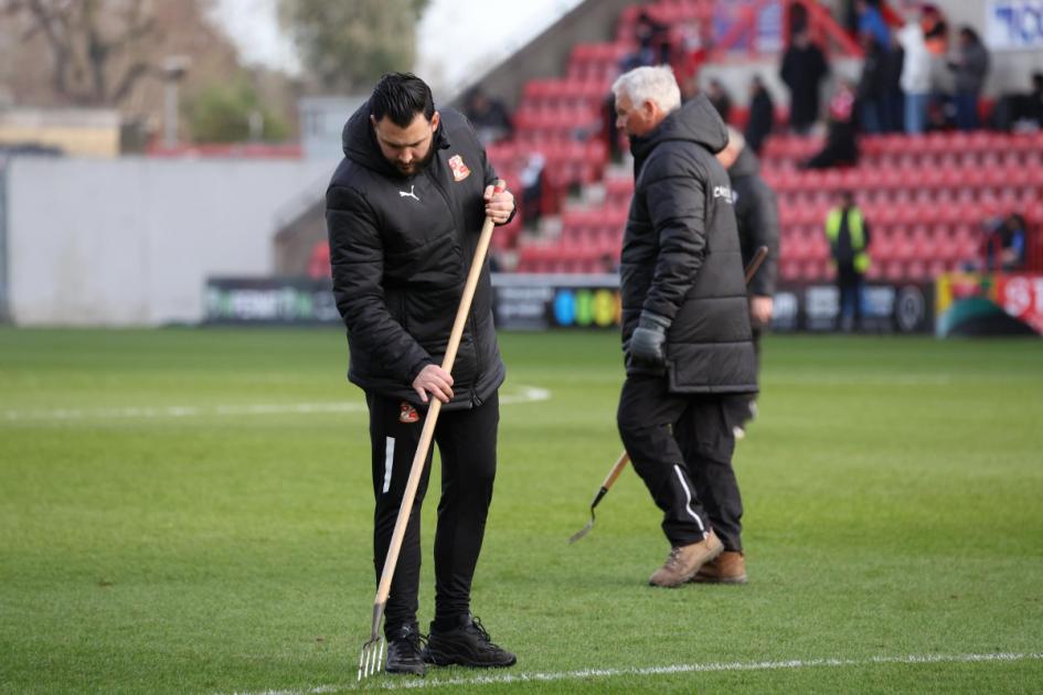 Swindon Town groundsman excited to get pitch right this year dlvr.it/T7YZC2