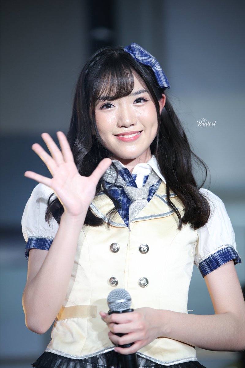 Rantovl's tweet photo. Gracie @Gracie_JKT48 https://t.co/SzqpxKqKZL