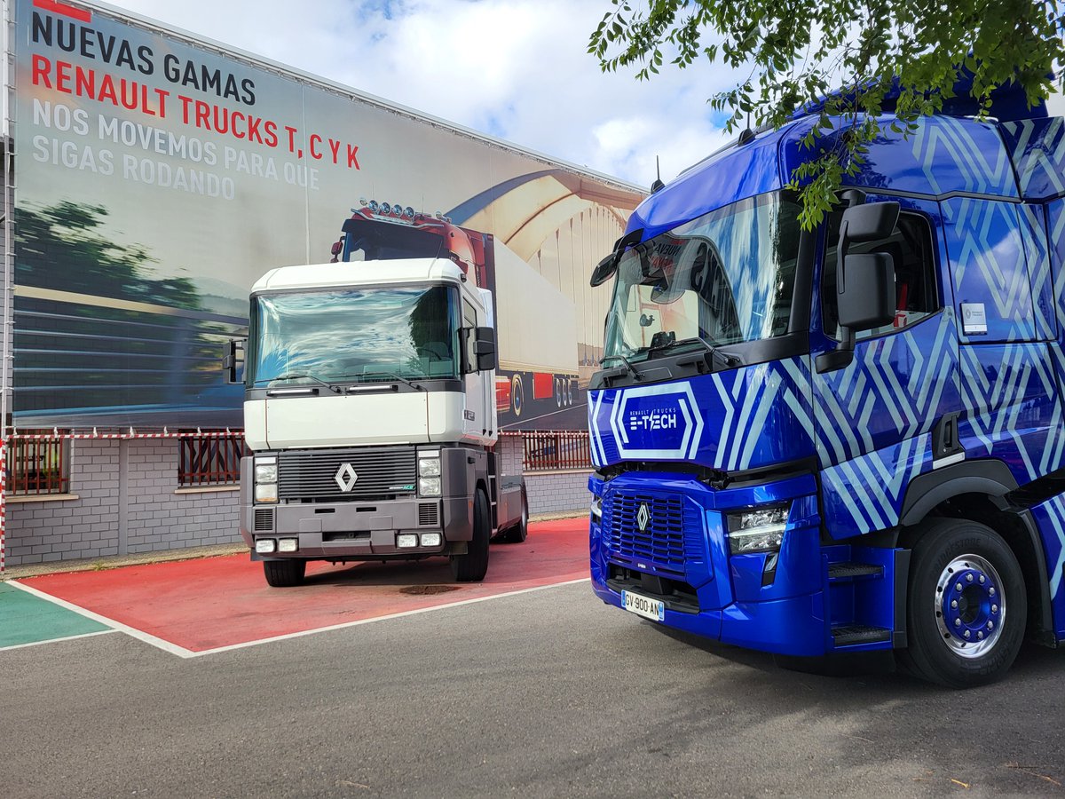 🤝 Witness the legacy in motion as the Diamond Echo is showcased alongside the iconic Magnum!⚡ Don't want to miss out on the Roadshow 👉 bit.ly/3w6viyb #DiamondEcho #roadshow #TheGoodTruck #Spain #RenaultTrucksMagnum