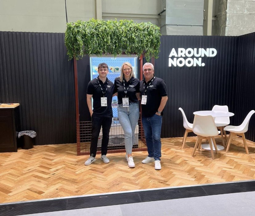 Around Noon. tweet media