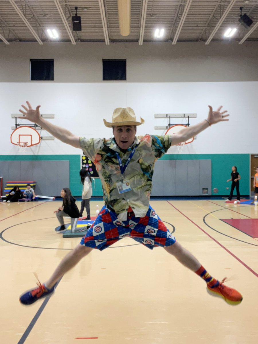 Happy Mismatch day!! #physed <a href="/D59SaltCreek/">Salt Creek Elementary</a>