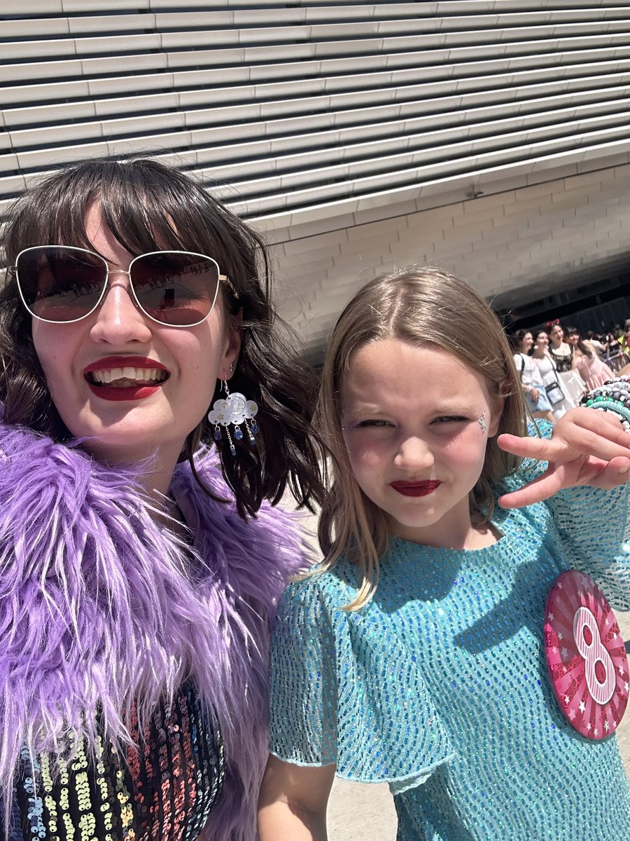 WE ARE HERE!!! #birthdaygirl <a href="/taylornation13/">Taylor Nation</a> #taylorswift #MadridTSTheErasTour