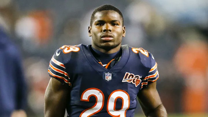 The #Jets are signing free-agent RB Tarik Cohen to a one-year deal, per @AdamSchefter