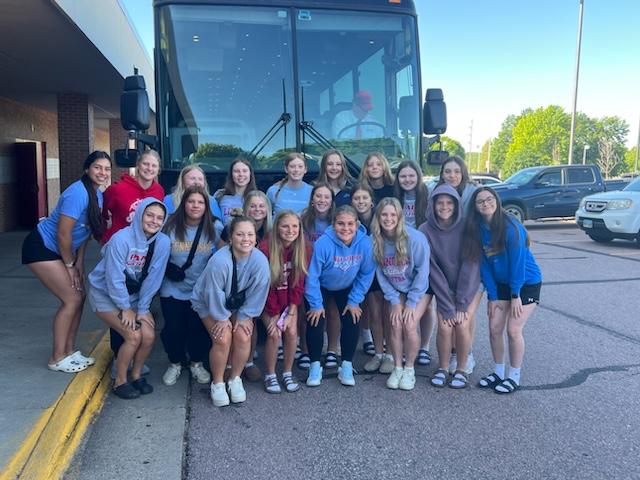 SFLHS_Softball's tweet photo. They're off to state. Good luck ladies! Go Pats! https://t.co/hsAPRrTIQm