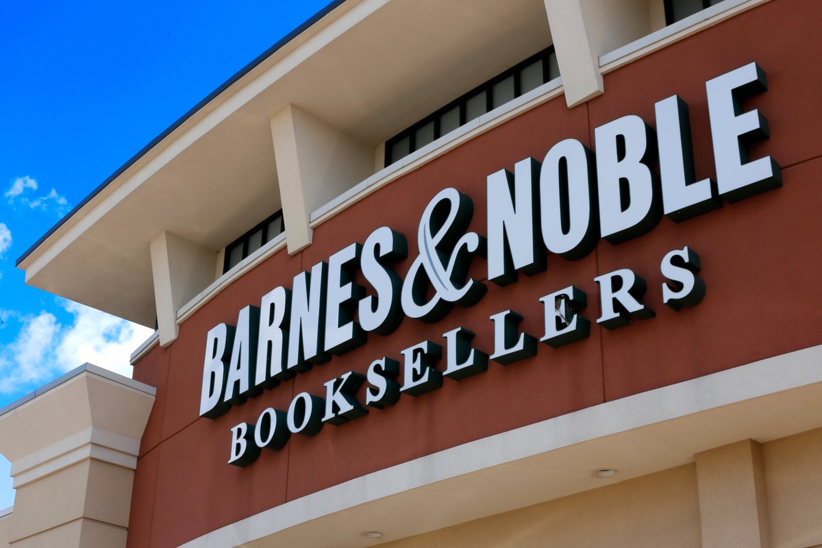 SUMMER READING | Barnes & Noble is giving away free kids' books through their 2024 Summer Reading Program.

Read more: bit.ly/4c0dkwT