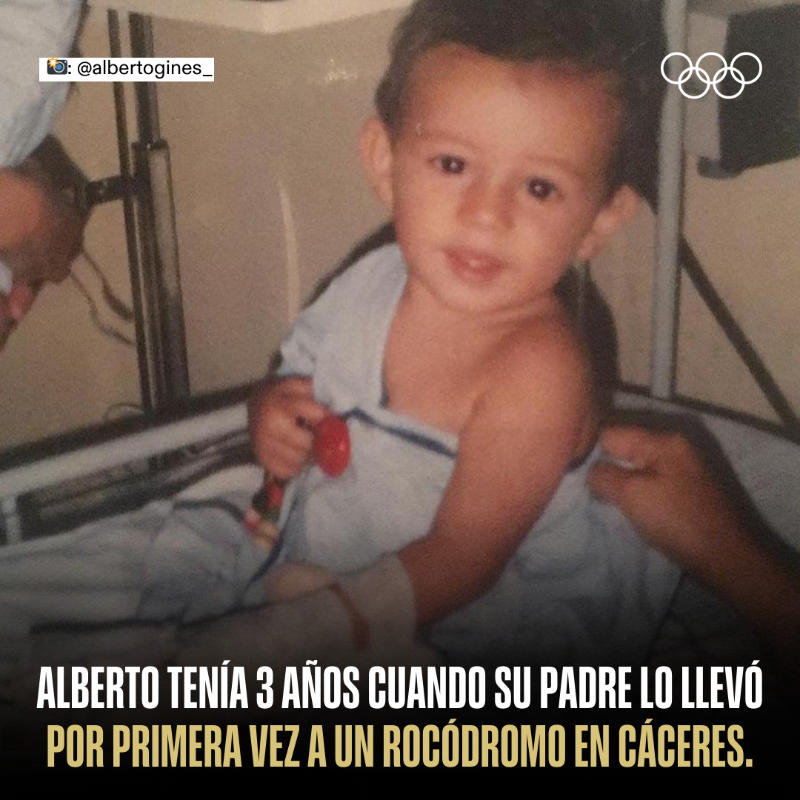 juegosolimpicos's tweet photo. El amor de una abuela y el tatuaje de los anillos olímpicos 🔵🟡⚫️🟢🔴

En el nuevo podcast de los #JuegosOlímpicos, el escalador español Alberto Ginés, medallista de oro en #Tokyo2020, nos relata una historia emocionante.🎙️🇪🇸🧗‍♂

El episodio completo aquí. ⬇️

#RoadToParis2024