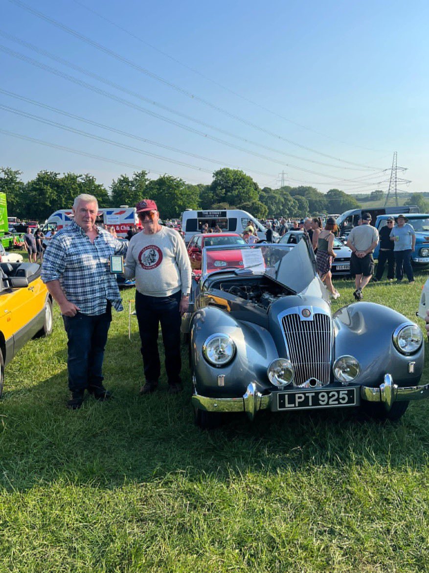 Last years winner of ‘Car of the Night’ at our Classic Car Show!
#classiccar #classiccars #car #cars #carshow #classiccarshow #dailycars #classicmotorbikes #classictractors #carsforsale #carsforsaleuk #classiccarsforsale #classiccarsforsaleuk #hardyclassics