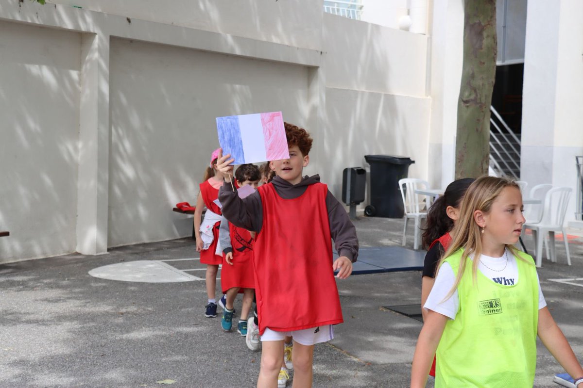 #LeCannet #enfants #droitsdelenfant 
👉Labellisée « Ville Amie des Enfants », la ville du Cannet a participé à la journée #UNIday avec le service Éducation par l’intermédiaire des accueils de loisirs et la petite enfance.
#villeamiedesenfants #PourChaqueEnfant #UNICEF #TousUNICEF