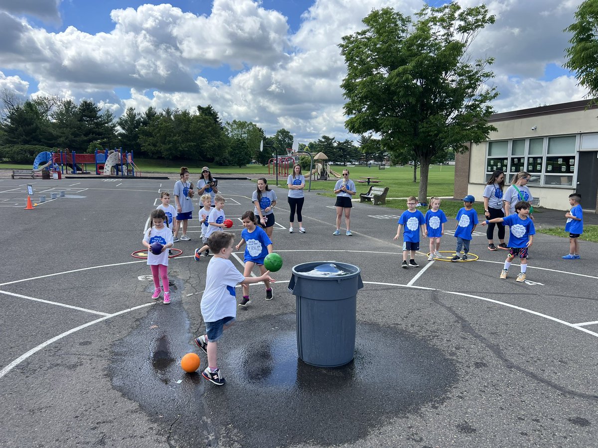 CBDoyleElem tweet media