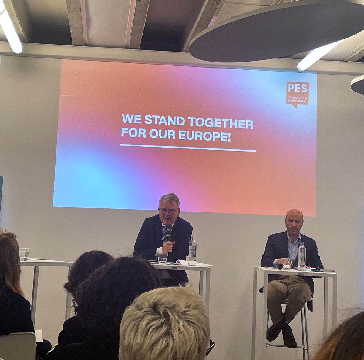 Great to hear @NicolasSchmitEU highlighting the importance of #SocialEurope and his commitment to working on minimum income, housing, care & social economy in the next mandate! #Socialrights #OvertheLine