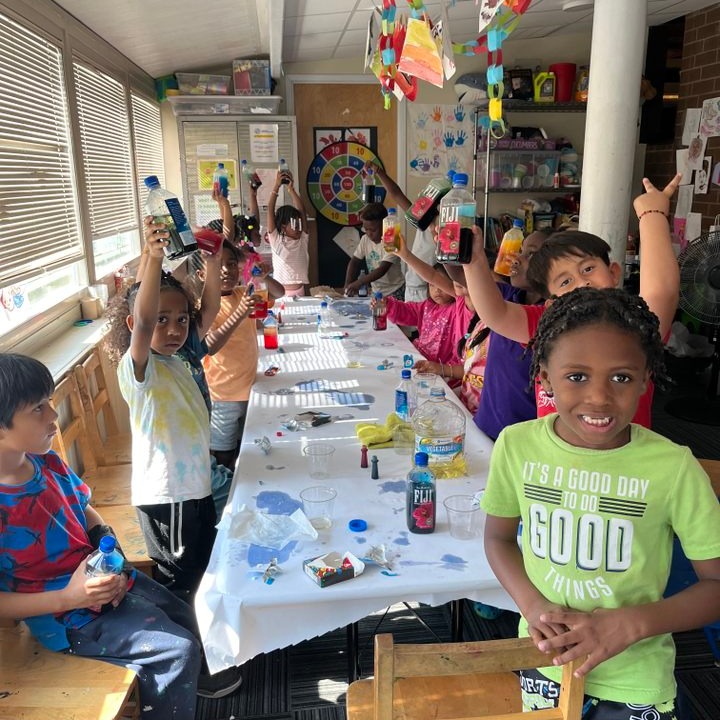 🔬 Our young scientists are at it again! 🌋 Using simple ingredients like water, food coloring, and a dash of creativity, they created mesmerizing lava lamps as part of their latest STEM project. 🚀 
#STEM #Science #bgca #bgcsenc #Thisisus