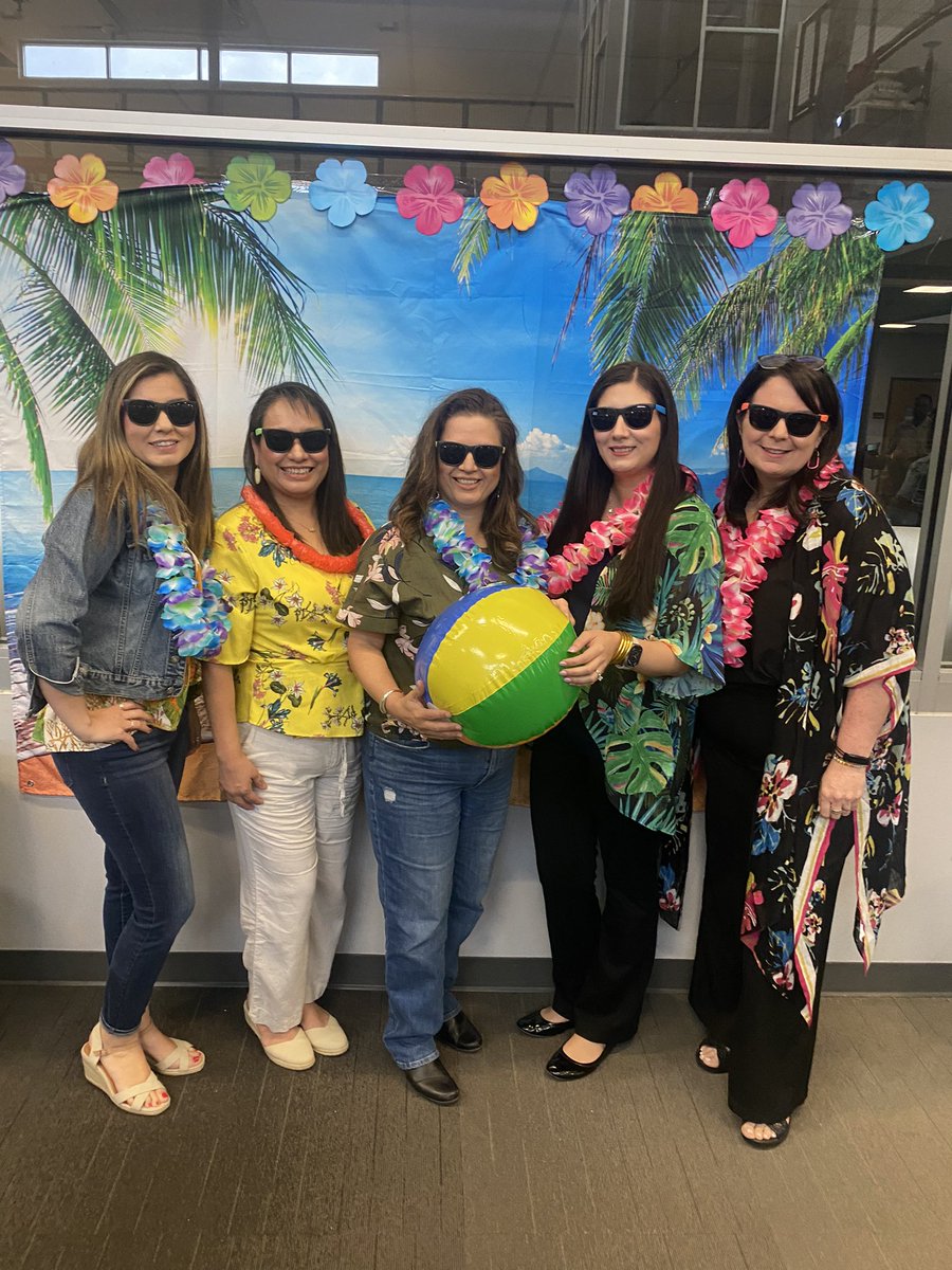 Endless waves of joy and sunlight dreams! #hcisdsummer #leadershipretreat