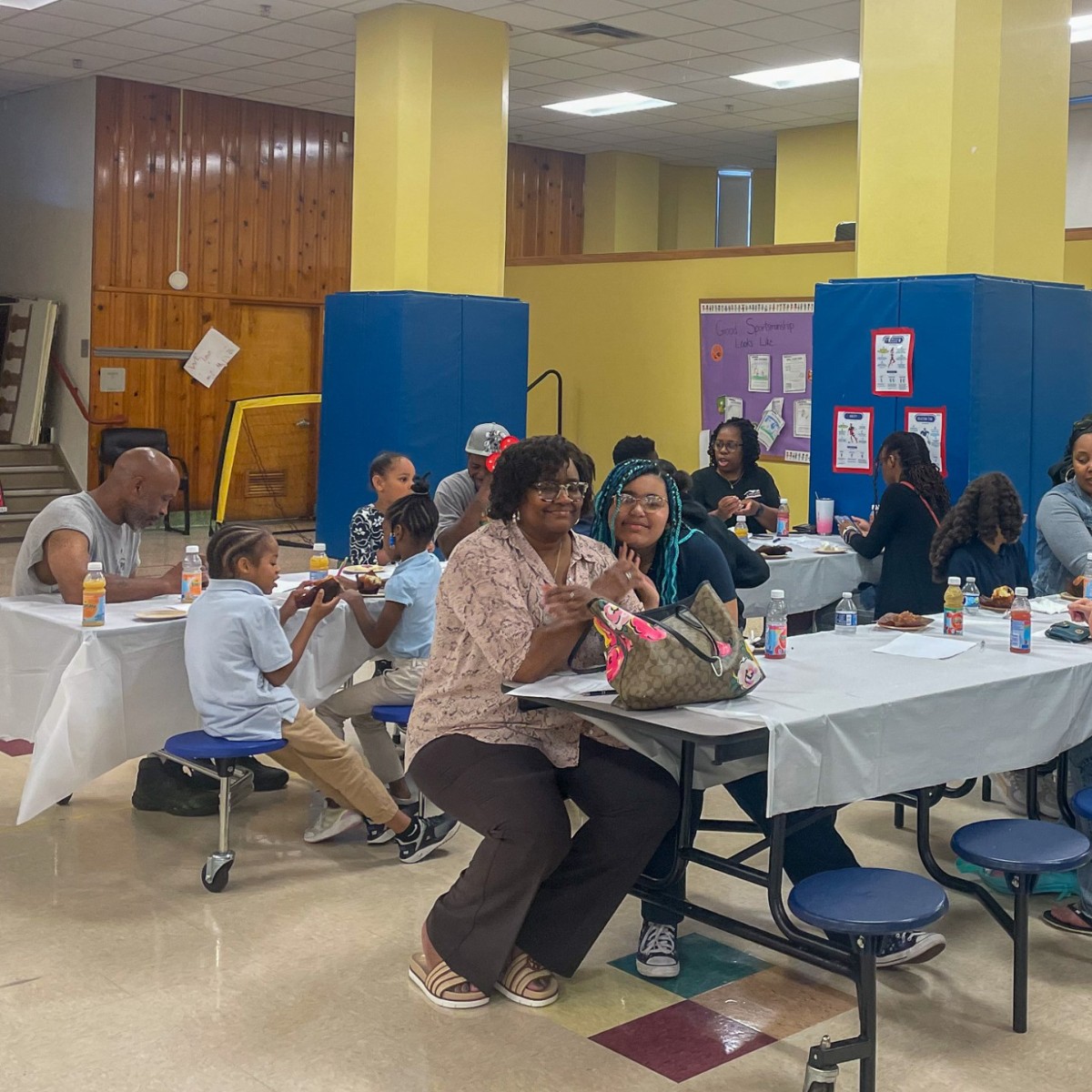 🎉👨‍👩‍👧‍👦🍳 We couldn't be more grateful for the amazing families who support our scholars. Recently, Propel McKeesport hosted a breakfast for families to connect with educators. Thank you to all who joined us! 🙌 #PropelProud #ActivePartners #FamilyLove