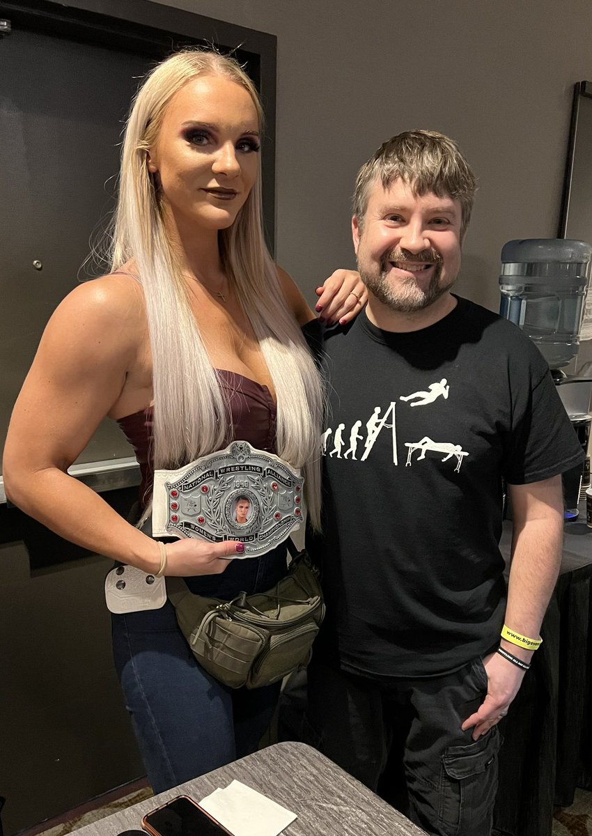 My #WomanCrushWednesday for this week is the awesome @Kamille_brick! Thank you for everything you do in the world of professional wrestling!!! Who’s your #wcw? @nwa