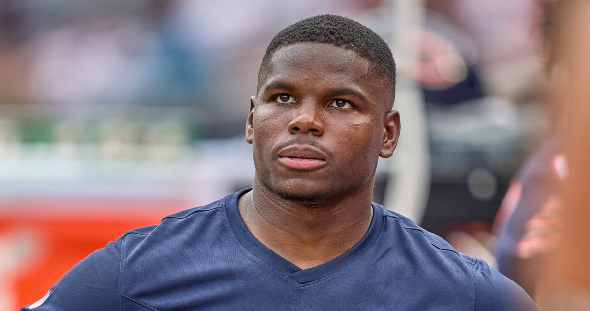 ∀ NFL Rumors: Tarik Cohen Signs Jets Contract, Joins Aaron Rodgers; Last Played in 2020: The New York Jets are reportedly adding a 2018 First-Team All-Pro selection to their running… blog.collectingall.com/T7YfpD #NFL #AFCEast #NewYorkJets #AaronRodgers ∀ CollectingAll.com