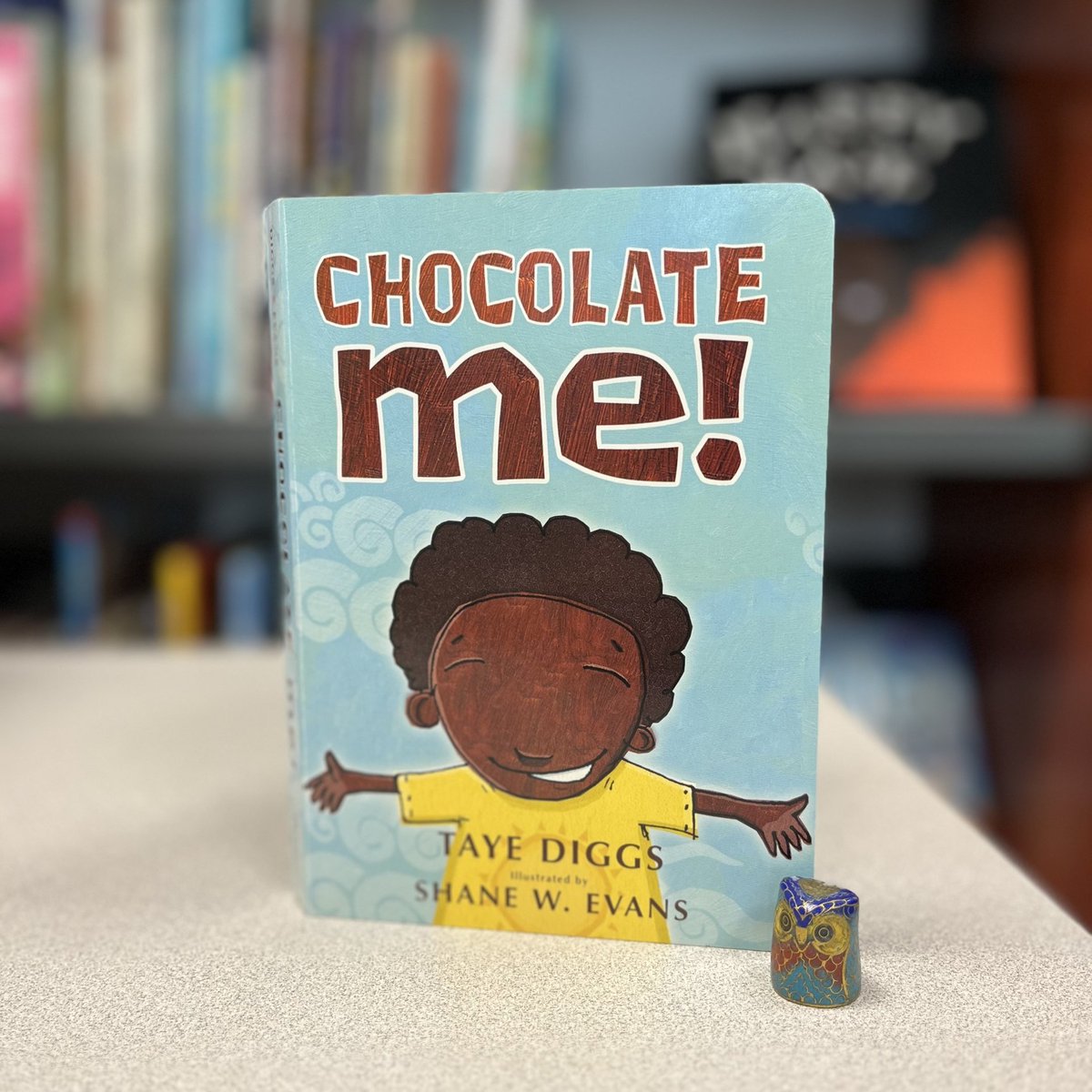 Chocolate Me! written by Taye Diggs and illustrated by Shane W. Evans. Young Black boy overcomes bullying and learns to love himself for who he is. #butlermidweekmorris @TayeDiggs #ShaneWEvans @FeiwelFriends