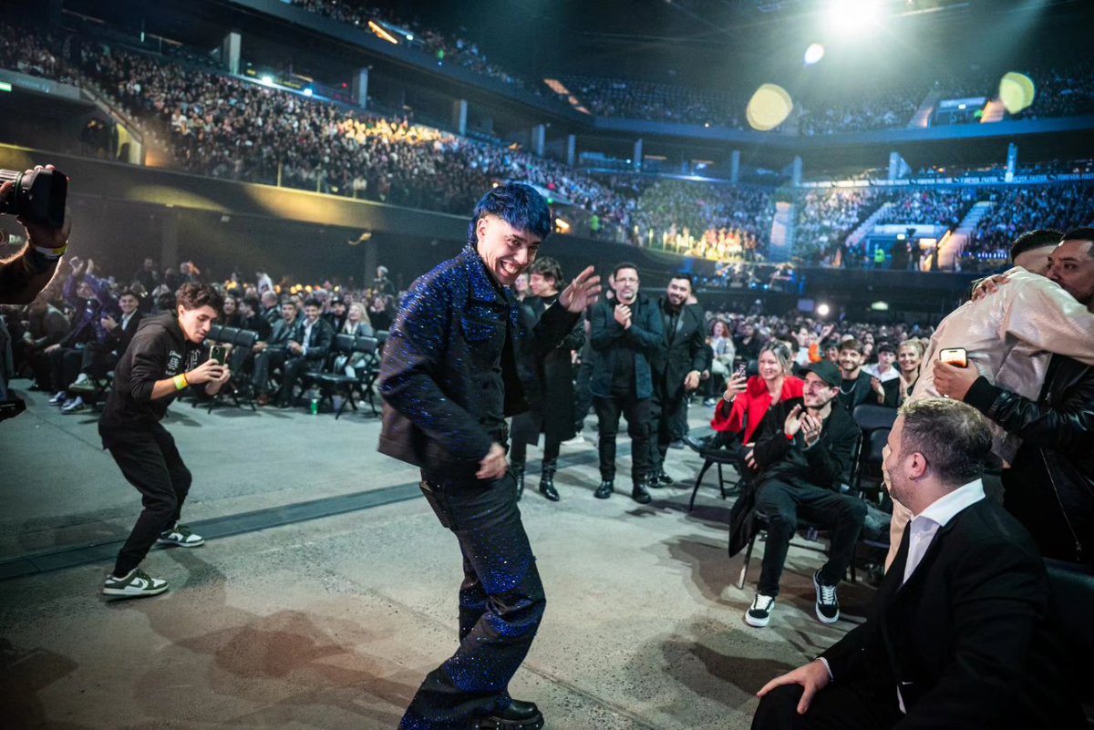ASÍ SE FESTEJA UN GARDEL 🏆
Estas fueron las reacciones de los artistas al momento de ser distinguidos 😱🥳🥲

Nicki Nicole, Milo J, Lit Killah, Lali,  Miranda y Luck Ra, entre los premiados en la noche más importante de la música 🇦🇷🎶

📸 Gentileza CAPIF / Premios Gardel