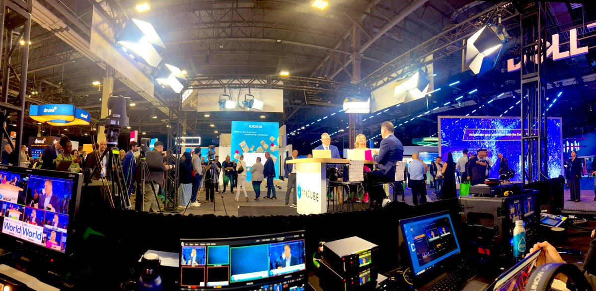 SavIsSavvy's tweet photo. It’s hard to capture the vibe of @theCUBE set, but this snap Rhianna took during our fantastic @MichaelDell interview highlights the energy of the show floor and our production quality. Grateful for + inspired by our #DellTechWeek guests, & proud of the team’s coverage! https://t.co/1lrV5gqxKW