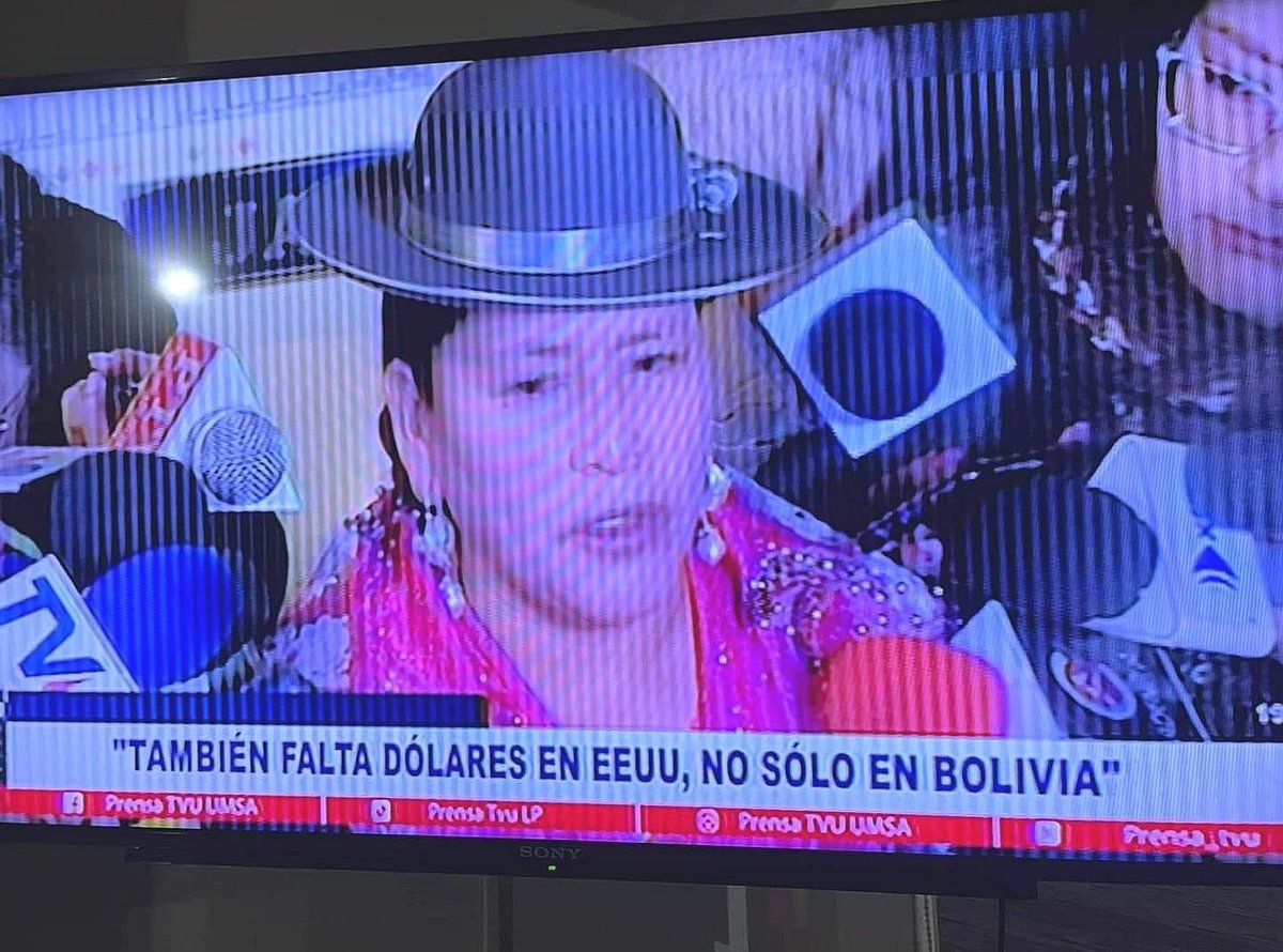Si faltan dólares en EEUU, por qué Arce no aprovecha y establece el Bs. como moneda de cambio internacional!?!? Esta es nuestra oportunidad de mostrar que somos la potencia Suiza de sudamerika!!!
🤑💰💵💸
#LuchoHazloPosible