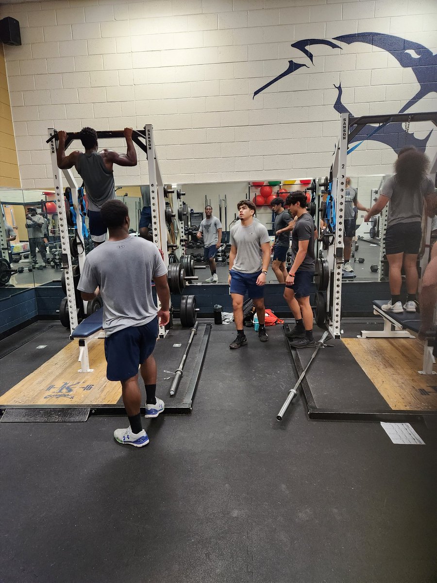 RSK Getting that work in!!! Roll Cougs!!!