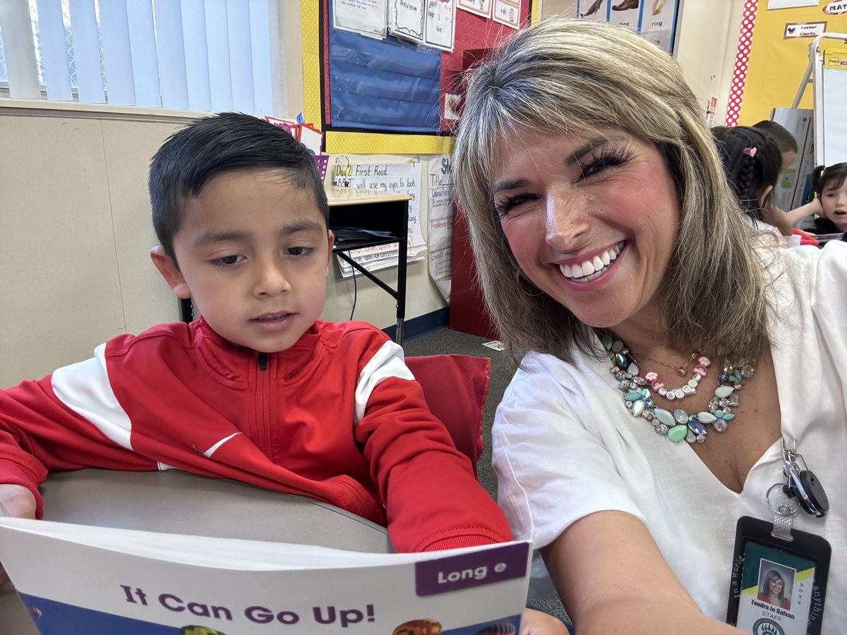 Kindergarten Buddy reading! 🩷

Beautiful children on a Happy Wednesday is  your daily dose of inspiration!💕

#ALLmeansALL
#GreenfieldGuarantee #ProudtobeGUSD
#CultivateCuriosity
#TrustAndInspire
#TrustAndGrow
#GUSDReadersShine 
#GUSDProud 
#GreenfieldGuarantee

@LCortezGUSD