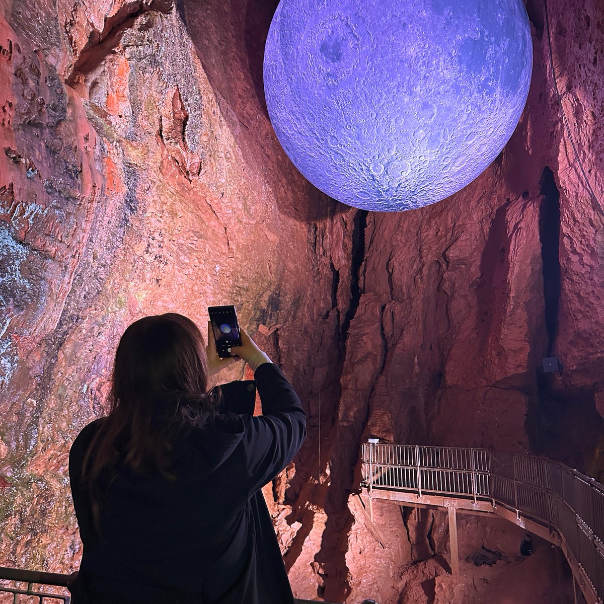 Have you had the chance to witness the stunning beauty of the moon yet? 🌕✨

If you've captured its magnificence, we'd love for you to share your photos! 📸

wookey.co.uk/halfterm/

#CaveMoon #WookeyHole #WookeyHoleCaves #Witch #aesthetic #Moon #placestogo #hiddengems