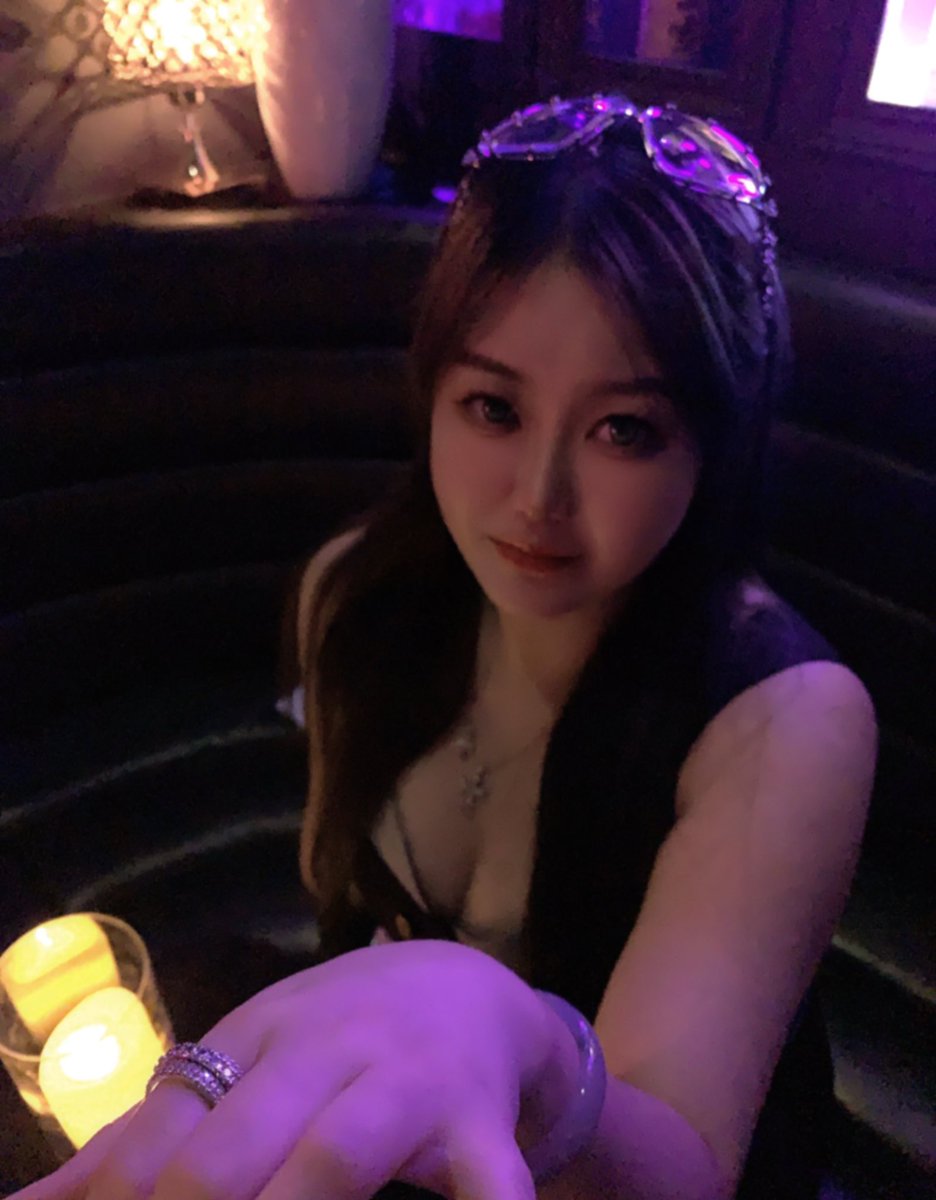 ArielSyr's tweet photo. 喝一杯吗🍺 https://t.co/bJ6nYyzhoN