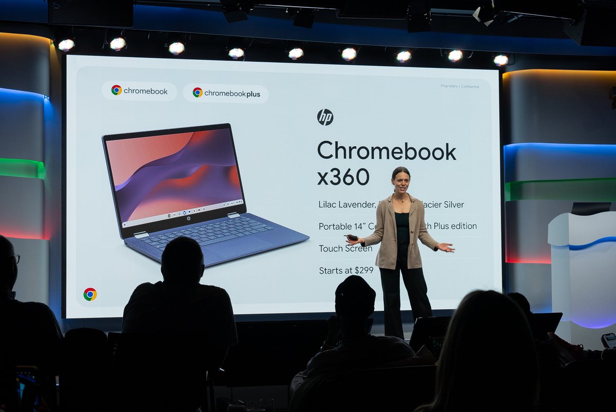 A few shots from Google's Chromebooks Showcase Event held last week in NYC! It was such an awesome event! What's your favorite new Chromebook or feature that was announced?