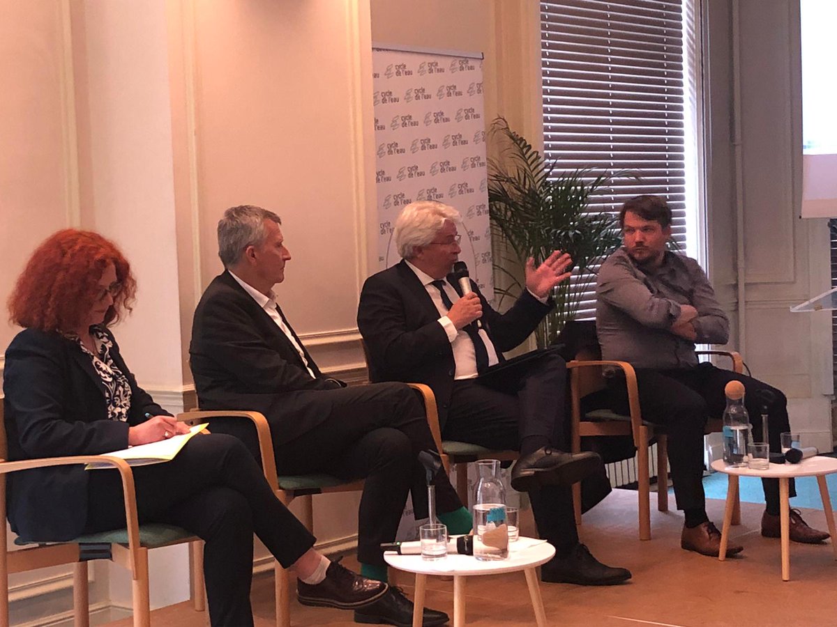 🗣️ "Il n’existe pas de solution unique en matière de tarification de l’eau car les enjeux sont très différents d’un territoire à l’autre", a affirmé Régis Banquet, vice-président d'<a href="/IntercoDeFrance/">Intercommunalités de France</a> en charge de l'eau, lors du colloque organisé aujourd'hui par la <a href="/fnccr/">FNCCR</a>.