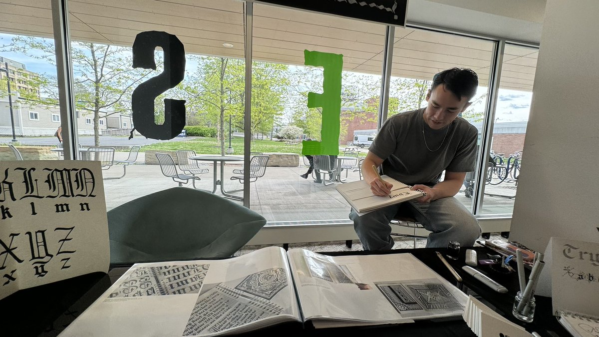 newpaltz's tweet image. A day of #MindsAtWork, was definitely a day of celebration at SUNY New Paltz! Students across all disciplines shared their final projects with the entire campus and New Paltz community.

Well done and #GOHAWKS! 🧡💙🧡 #sunynewpaltz 

More Photos: sunynewpaltz.zenfolio.com/p410710050