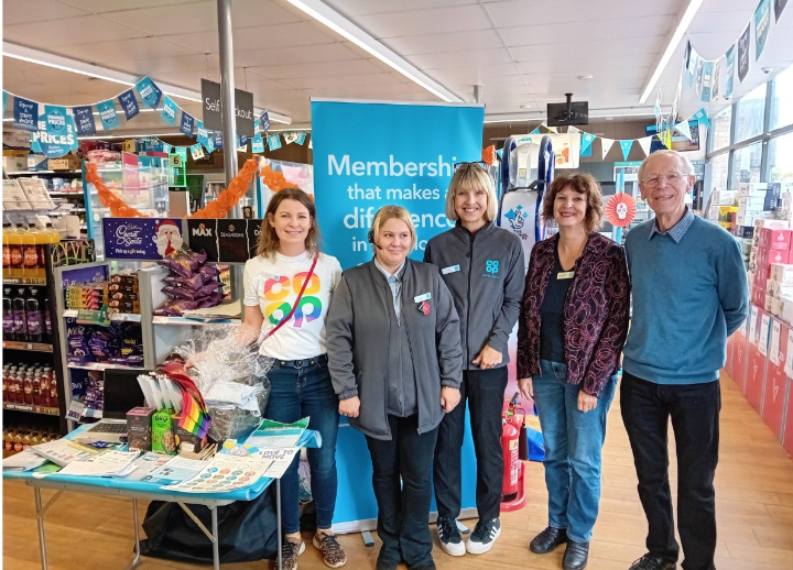 SallyCoopMP's tweet photo. Member Pioneers Naomh Campbell and Sam Corti brought their communities together in Cottenham Co-op for a Your Membership Live event. More than 200 Members and customers learned about the benefits of Co-op, heard from local causes and 20 signed up to become @coopuk Members 🙌 https://t.co/IBYScWxI0n