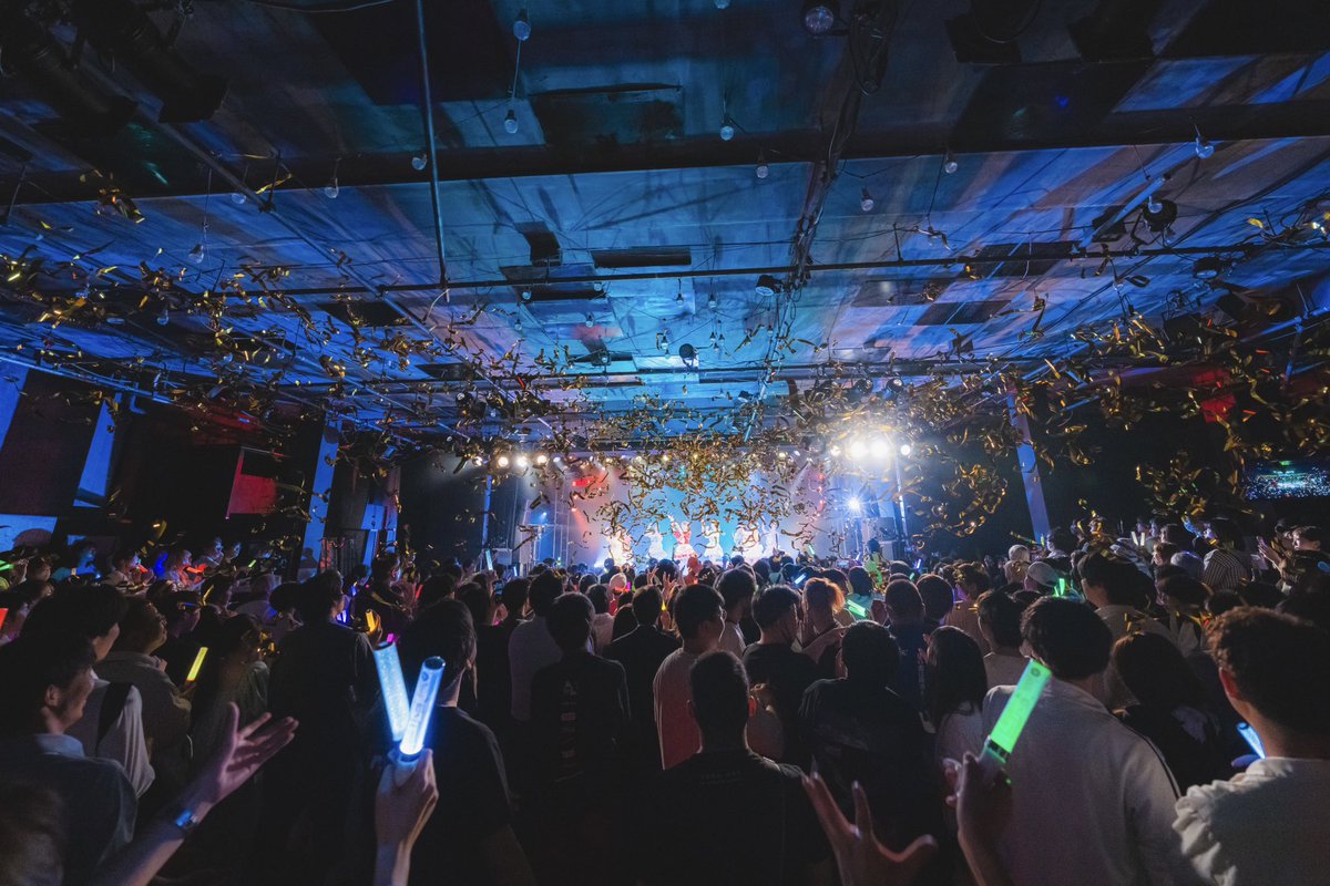 SAI2Rium's tweet photo. 【満員御礼】

SAI²Rium 3rd One Man Live
本当にありがとうございました🔥

新体制初ワンマン、皆さまのおかげで最強で最高な空間にすることができました🥲👊🏻

そして、無事800名動員達成しました😭❗️❗️❗️

これからもSAI²Riumの応援を宜しくおねがいします❤️‍🔥 https://t.co/dcEgGedyAs