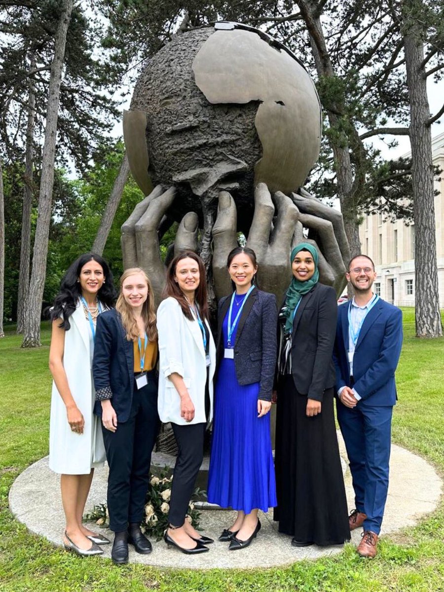 Meet @medwma delegation to #WHPA77 @LujainAlqodmani WMA President, @lauraejung @CalineMattar, @guo_christina, @Muha_H_, @FFPego, and @DoctorBalkiss @WMAJDN #UHC #AMR
#publichealth #climateandhealth #worldhealthassembly