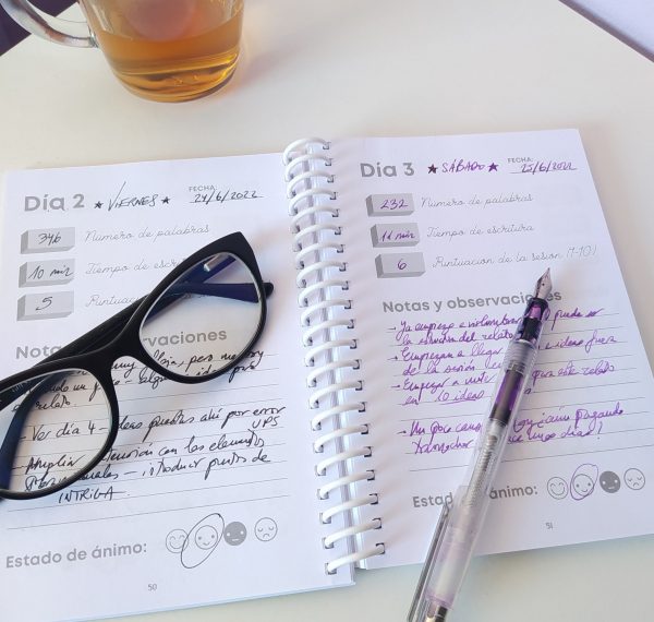 SORTEO 🩶

¿Intentas escribir una novela, pero te has atascado? ¿O simplemente te gustaría mejorar tu práctica de escritura?

Hoy sorteo un ejemplar de mi cuaderno 100 días de escritura, la herramienta ideal para que desarrolles el hábito de escribir.

Para participar 👇