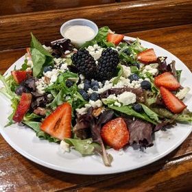 1. Our Berry Salad is back for the summer!
2. Fresh Strawberry Sponge Cake 
3. Workhorse Brewing Sampling this Friday!
#summersalad #berrysalad #strawberrycake #strawberrydessert #freshstrawberrycake #restaurants #restaurantsnearme #summermenu #workhoursebrewingcompany #shanks