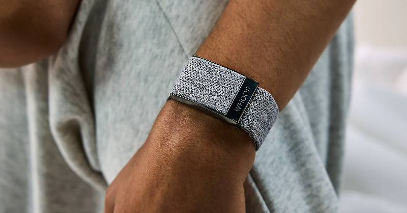 SelectCard's tweet photo. Looking to prioritize your health this summer? 

With WHOOP, you can track vital health data like heart rate, sleep, strain, stress, recovery, and more to help make smarter health decisions. Select members receive access to exclusive pricing on WHOOP and accessories. #SelectCard
