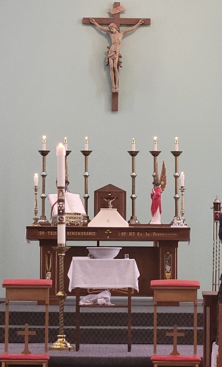 Lord Jesus,because I know you alive in the Eucharist,I have found You in the Liturgy.I have seen Your wonder pass thru the hands of faithful sons,full of reverence and love, and I know You in my neighbour. Daily You come to us,that we might draw more to Your saving love by love.