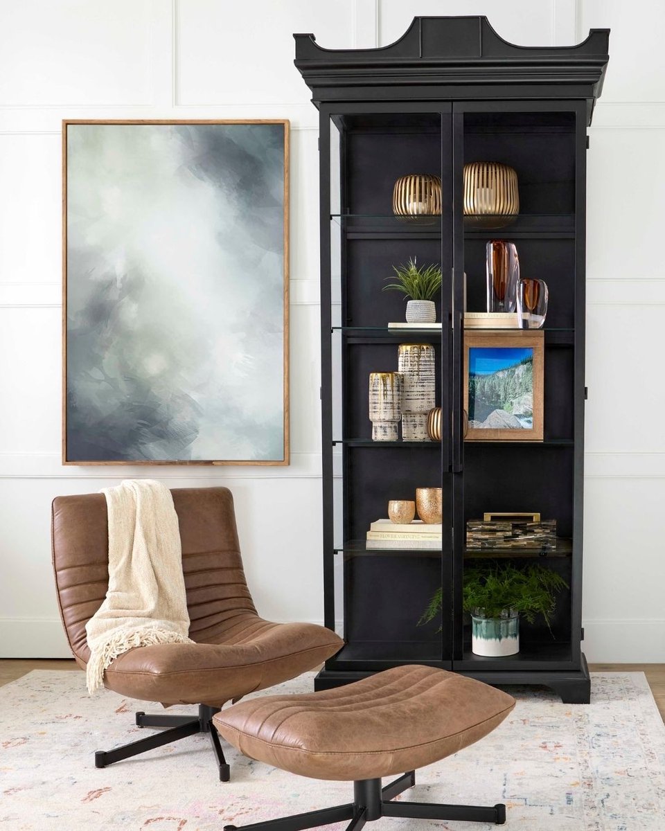 CyanDesignHome's tweet image. French country meets contemporary charm in the Bethlehem Cabinet🏡. With a removable cornice and oversized design, this curio is perfect for upscaling any space.✨ 

✨ Bethlehem Cabinet | Black

#cyandesign #cyanspring24 #designoutloud