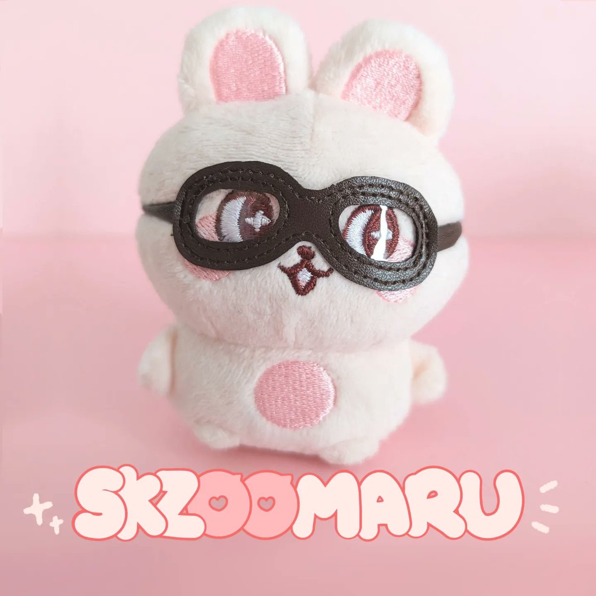 skzoomaru's tweet photo. pre-orders closing soon 🩷✨ https://t.co/ZhkuzXaDDK