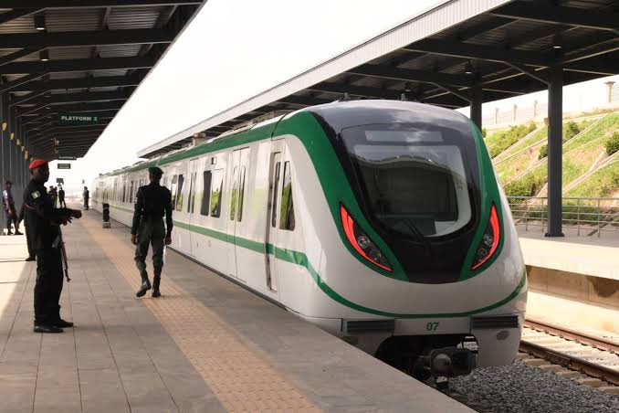 President Tinubu Declares Six-Month Free Ride On Abuja Metro Rail | Sahara Reporters bit.ly/4e0dFRJ