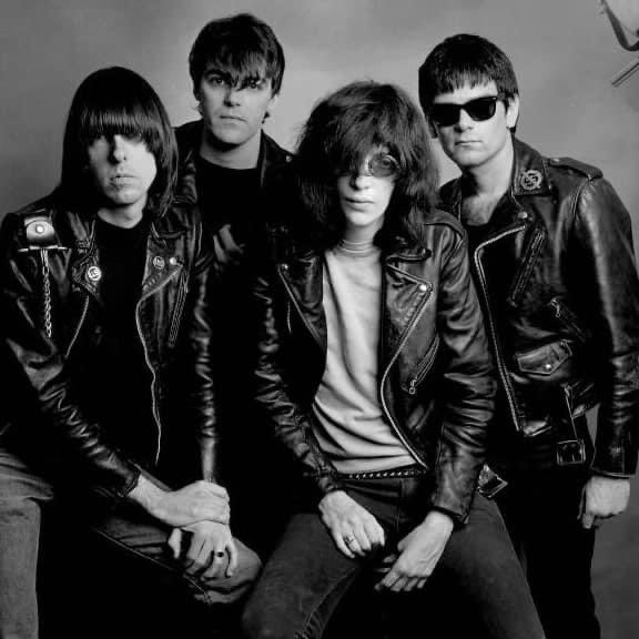 oh yeah, new jacket. <a href="/Schottnyc/">Schott NYC</a> perfecto one star. if it's good enough for johnny ramone, it's good enough for me. #midlifecrisis