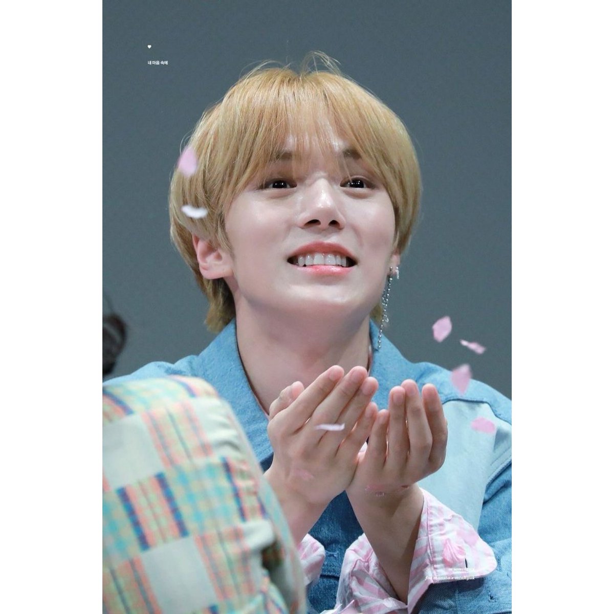 D-123 until Minhyuk gets discharged

🏠: 30. September 2024

🖼️: at an fansign

#minhyuk #MINHYUK #LeeMinhyuk #MONSTA_X #MONSTAX #MONBEBE 

Follow & turn on the 🔔 to not miss any daily countdown :)