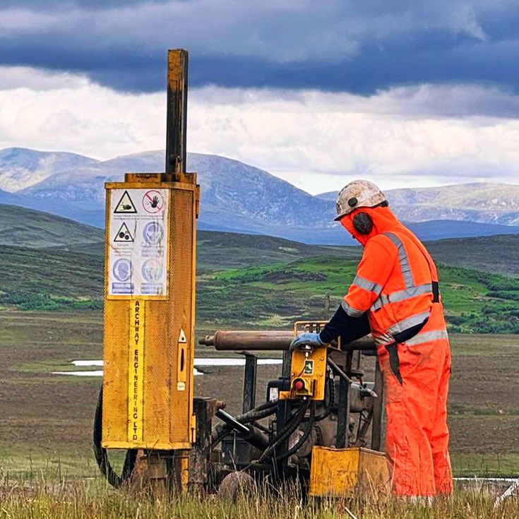 One of our #inhouse drilling teams are working near Kinbrace in Sutherland, #Scotland today to help assist with foundation designs for new #telecommunications infrastructure🏴󠁧󠁢󠁳󠁣󠁴󠁿🏔️😍

#ukwide #geotechnical #geological #environmental #consultants #geolconsultants