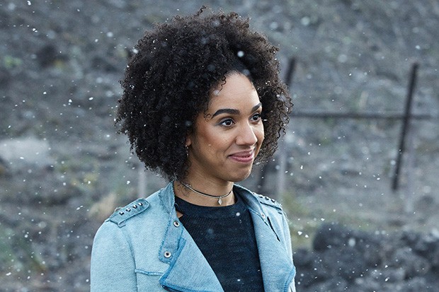 Happy birthday to British actress, dancer, and singer Pearl Mackie, born today in 1987. Mackie is best known for playing Bill Potts in the long-running BBC television series Doctor Who. #PearlMackie