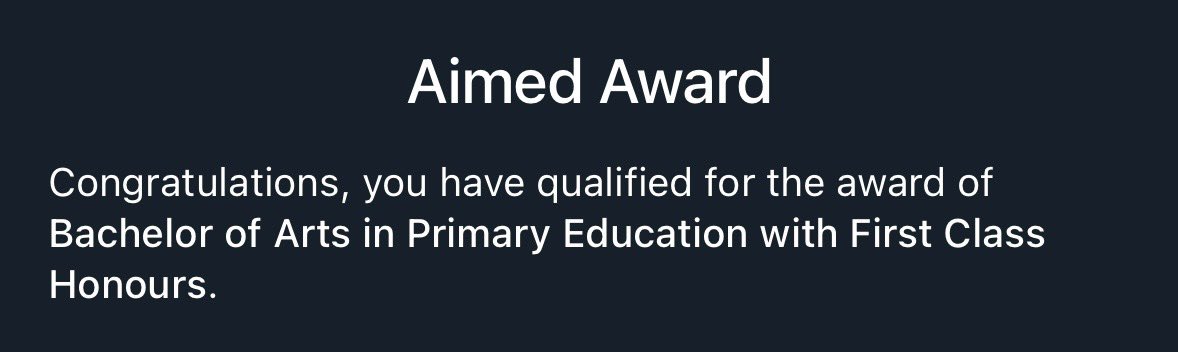 Lost for words🥹 An amazing 4 years at Strathclyde! So excited for the next chapter in my dream job as a primary school teacher🩷