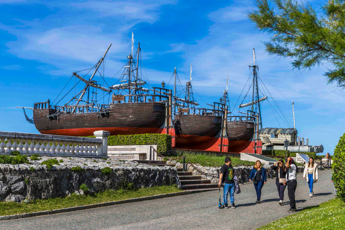 ¿Cuándo se arreglarán los galeones de #VitalAlsar? El responsable de su mantenimiento es el Ayto. de #Santander
Mástiles rotos, madera podrida, pintura desconchada... ¿se hará algo para evitar su destrucción? Recuerden qué pasó con La Balsa (la original).
<a href="/gemaigual/">Gema Igual Ortiz</a> <a href="/franarias86/">Fran Arias</a>