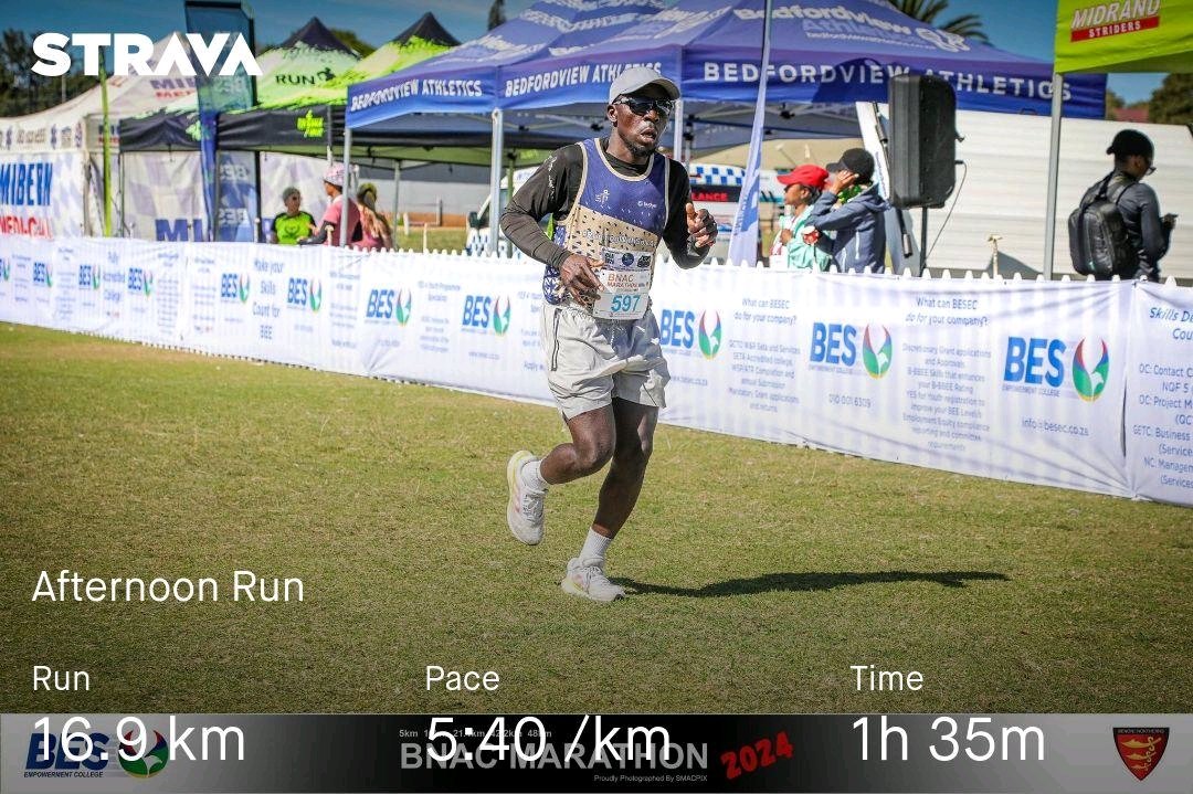 Down to 10,  voting day run #RunningWithTumiSole #runningwithsoleac #runningforhope #RunningWithLulubel #UntilWeRunAgain #IPaintedMyRun #TrapnLos @RunningWithTum1 @Hlela_Lulubel @dkms_africa @PaintFunRace